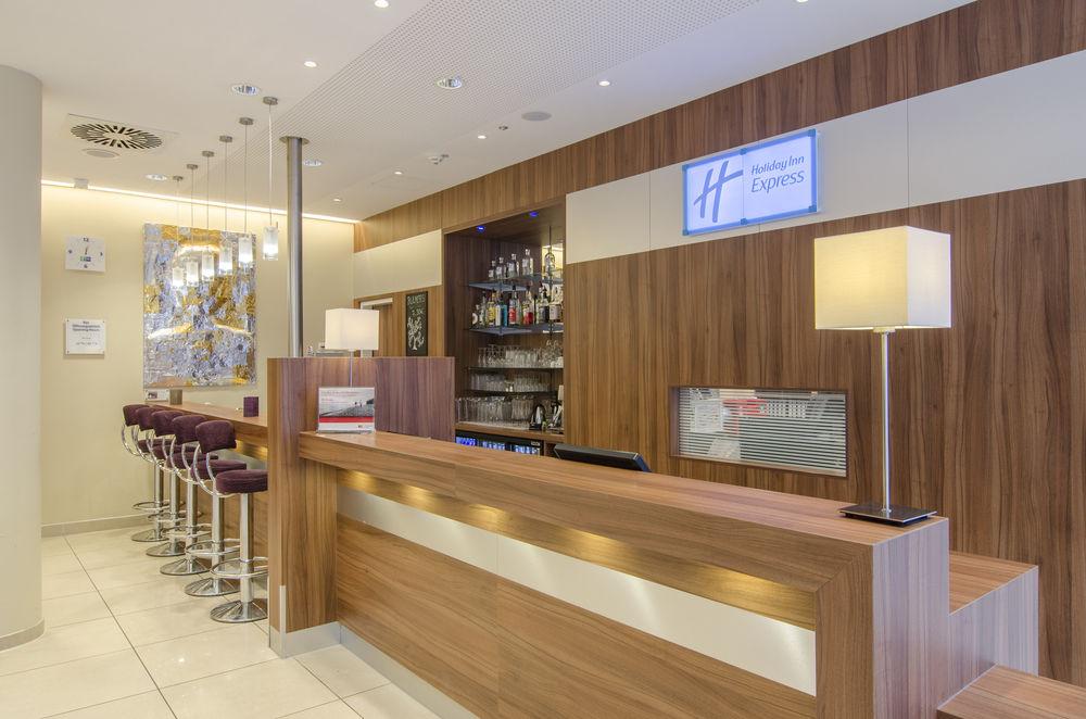 Holiday Inn Express Hamburg - St. Pauli-Messe المظهر الخارجي الصورة