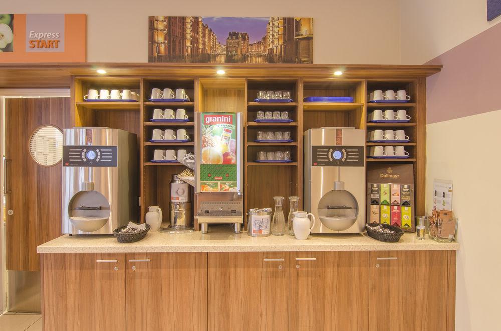 Holiday Inn Express Hamburg - St. Pauli-Messe المظهر الخارجي الصورة