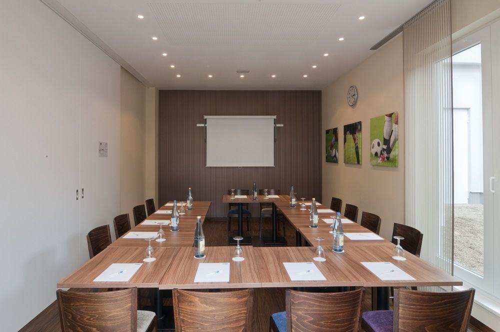 Holiday Inn Express Hamburg - St. Pauli-Messe المظهر الخارجي الصورة